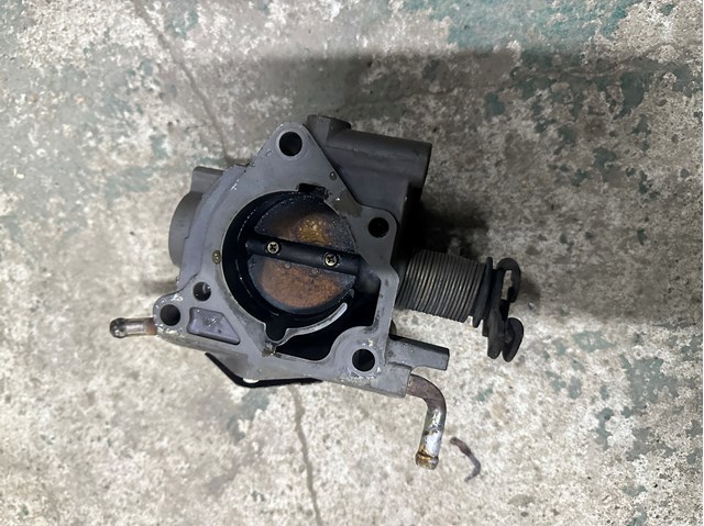 Дроссельная заслонка Z60113640B MAZDA