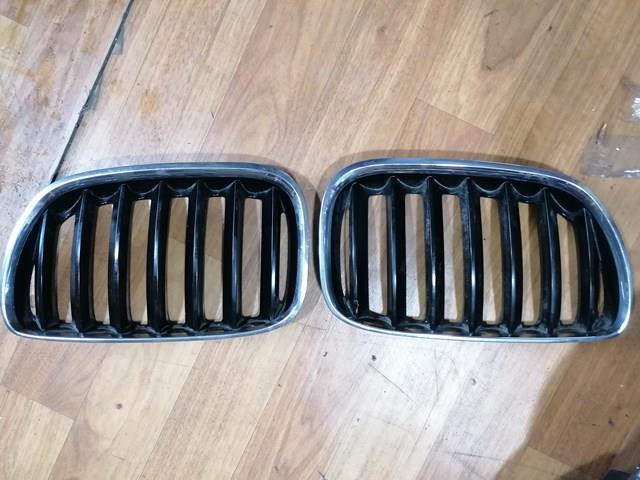 51137124815 BMW Решетка радиатора левая купить в Сумы
