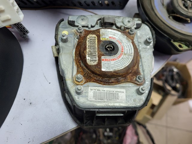 569001R000RY Подушка безопасности (AIRBAG) водительская купить Тернополь