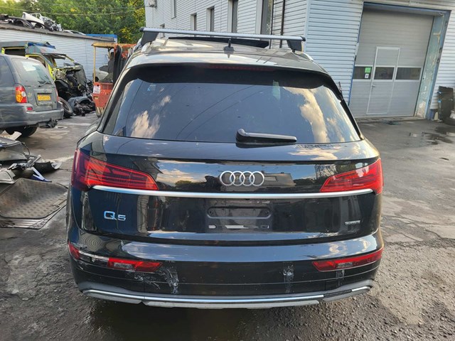 80A854872 Накладка крышки багажника купить Ужгород