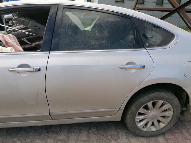 Дверь задняя, левая H210AJN2MA NISSAN