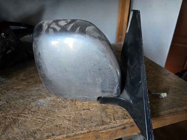 MR978845 Mitsubishi Зеркальный элемент зеркала заднего вида левого