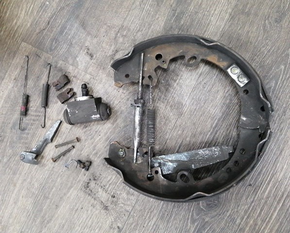 049430K030 TOYOTA Разжимной механизм колодок стояночного тормоза купить в Полтава