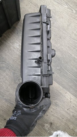 VAG 04E129611AK Корпус фильтра в наличии Харьков