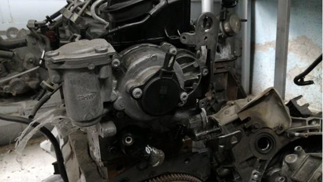 Крышка мотора передняя 04L906423 VAG
