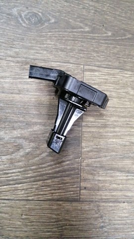 04L907660C Датчик уровня масла двигателя купить Киев