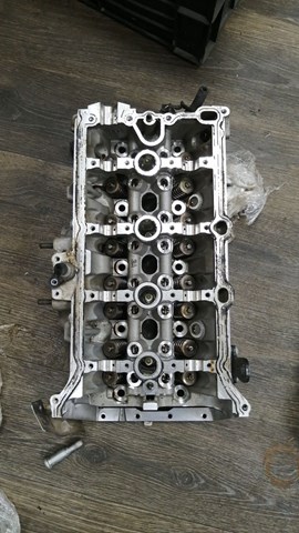ГБЦ мотора 06K103063AE VAG