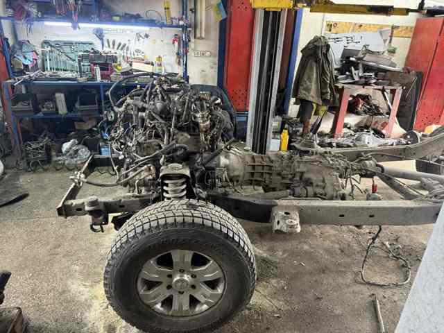 1000A400 MITSUBISHI Двигатель купить в Львов