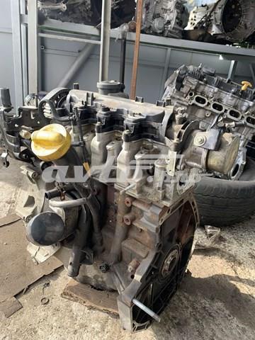 Головка блока в сборе c распредвалами 1104100Q2D NISSAN