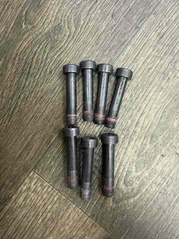 Болт крепления маховика 1120A288 MITSUBISHI