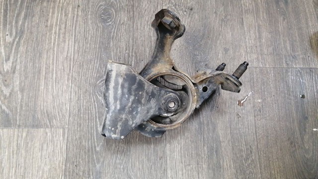Подушка двигателя 123710V040 TOYOTA