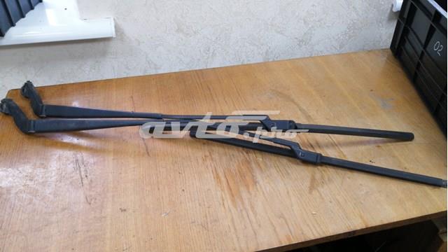 Рычаг стеклоочистителя 1343899080 FIAT
