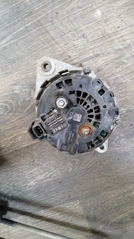 Генератор автомобильный 13502985 GM