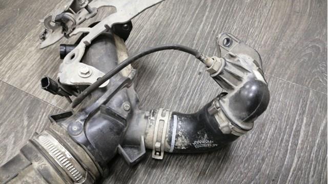 Патрубок системы рециркуляции отработавших газов 147138491R RENAULT