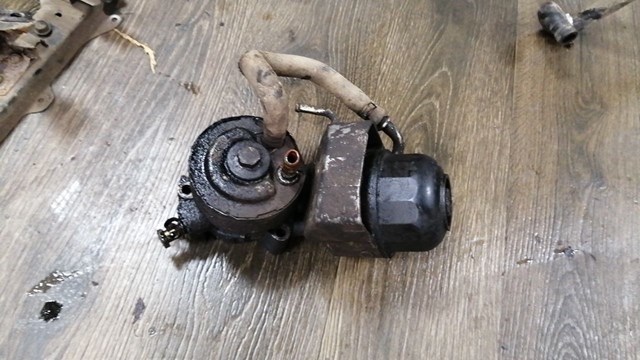  Корпус масляного фильтра 15200VK500 NISSAN