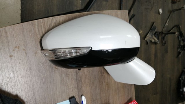Боковое зеркало заднего вида правое 1607213180 PEUGEOT