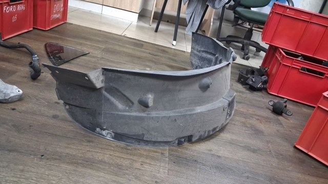 Локер передний левый 1741577 FORD