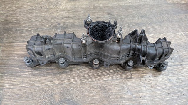 Коллектор впускной 1770539 FORD