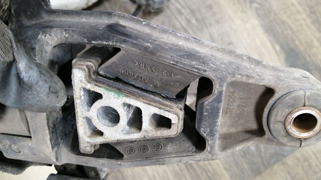 PEUGEOT 180676 Задняя опора двигателя в наличии Харьков