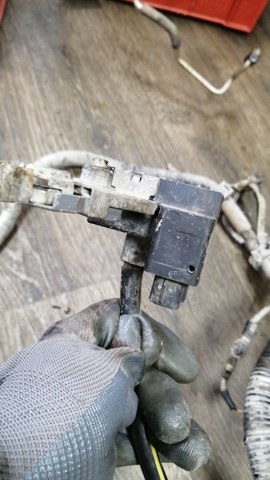 Аккумуляторная клемма 1865A189 MITSUBISHI