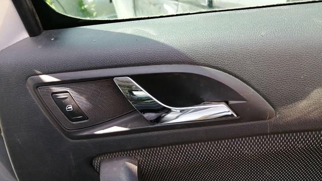 Ручка двери передней внутренняя правая 1Z0839222A739 VAG