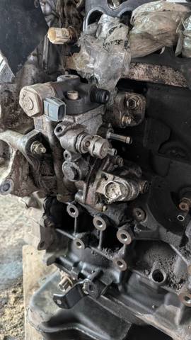Насос топливный высокого давления 221000E010 TOYOTA