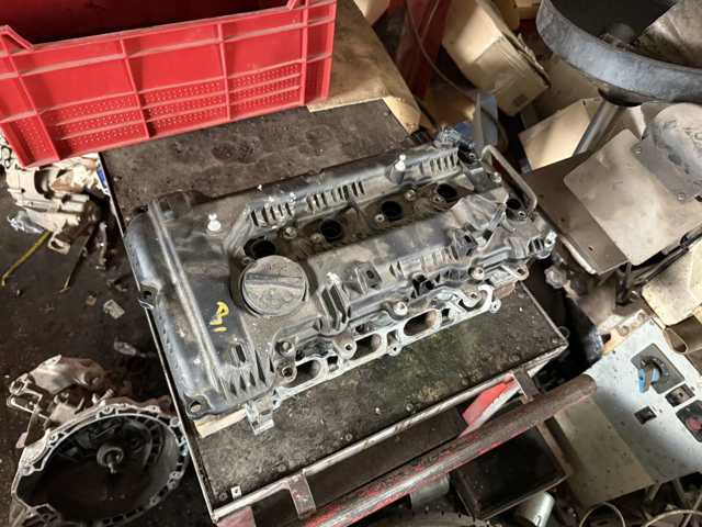 Головка блока цилиндров 221002E020 HYUNDAI