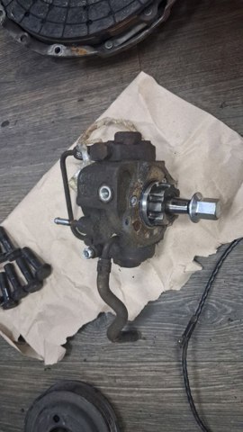 Насос топливный высокого давления 2210030161 TOYOTA