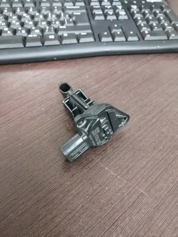 Датчик расхода воздуха 2220430030 TOYOTA