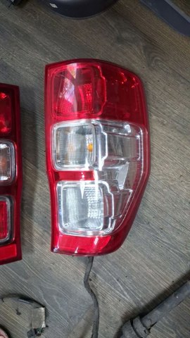 Фонарь задний правый 2386703 FORD