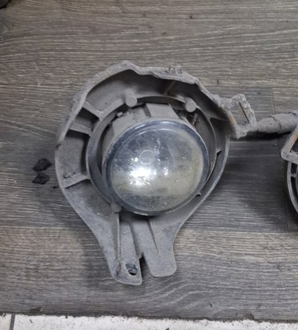 Фара противотуманная, левая 26155EA500 NISSAN
