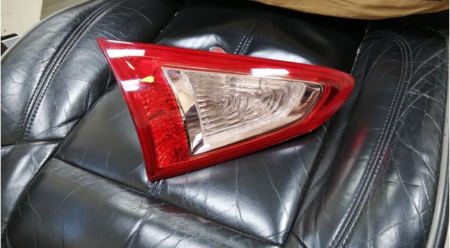 Задняя левая внутренняя фара 265451BA1A NISSAN