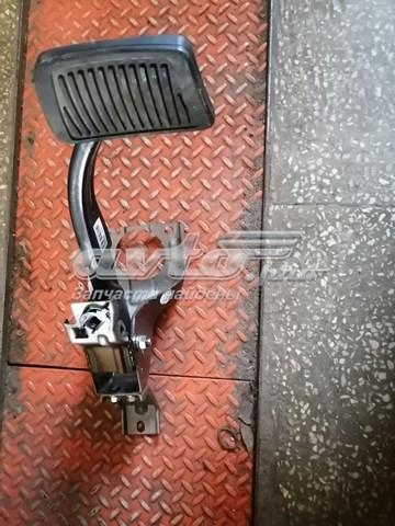 Педаль тормоза 328003X400 HYUNDAI