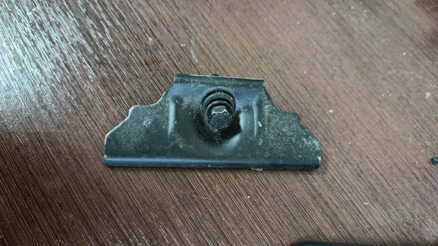 Крепление аккумулятора 371602V000 HYUNDAI