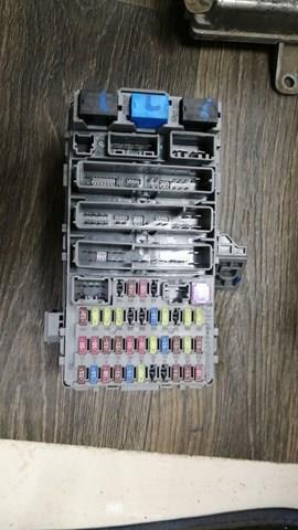 Коробка предохранителей 38200SNBG34 HONDA
