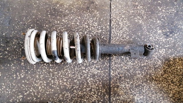 Пружина амортизатора передняя 4040A351 MITSUBISHI