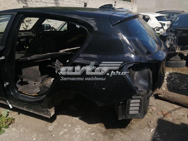 Крыло заднее 41007284387 BMW