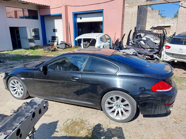 Дверь передняя, левая 41517202075 BMW