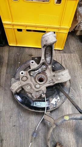 Пыльник тормозного диска заднего правый 43110SWW003 HONDA