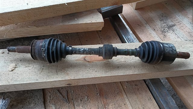 Левая полуось 495012F010 HYUNDAI