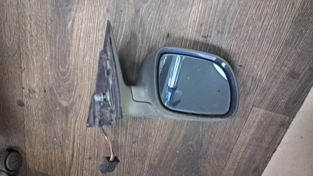Зеркало заднего вида правое Ауди А6 C5
