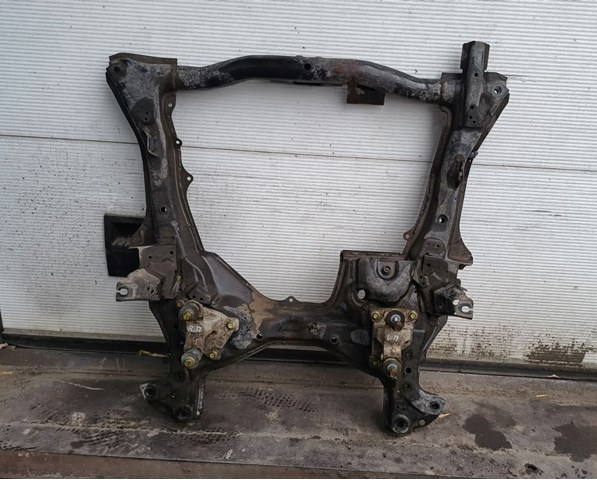Передняя балка 50200SWWE01 HONDA