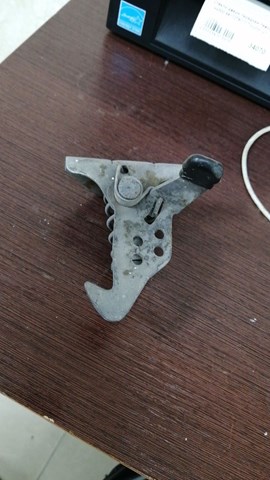 51237034256 BMW Стояк-крюк замка капота купить в Чернигов