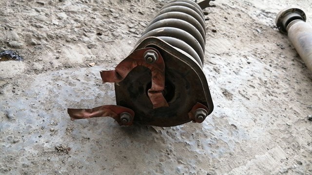 Подушка амортизатора переднего 54320EG00A NISSAN