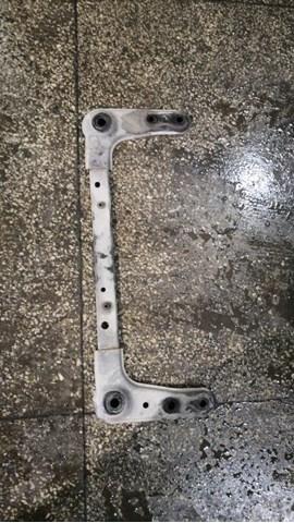 Кронштейн передней балки 544640003R RENAULT
