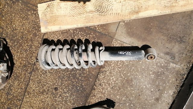 Амортизатор передней подвески правый 546303E032 HYUNDAI