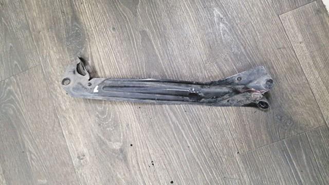 Кронштейн суппорта радиатора нижнего 5L0805931 VAG
