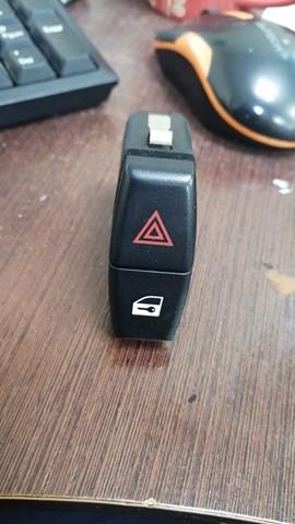 Кнопка аварийки BMW 5