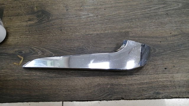 Передний правый клык бампера 6407A338 MITSUBISHI