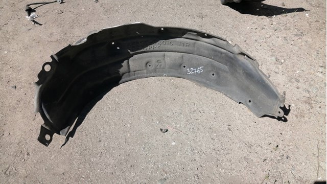 TOYOTA 6563778010 Подкрылок задний правый в наличии Ирпень